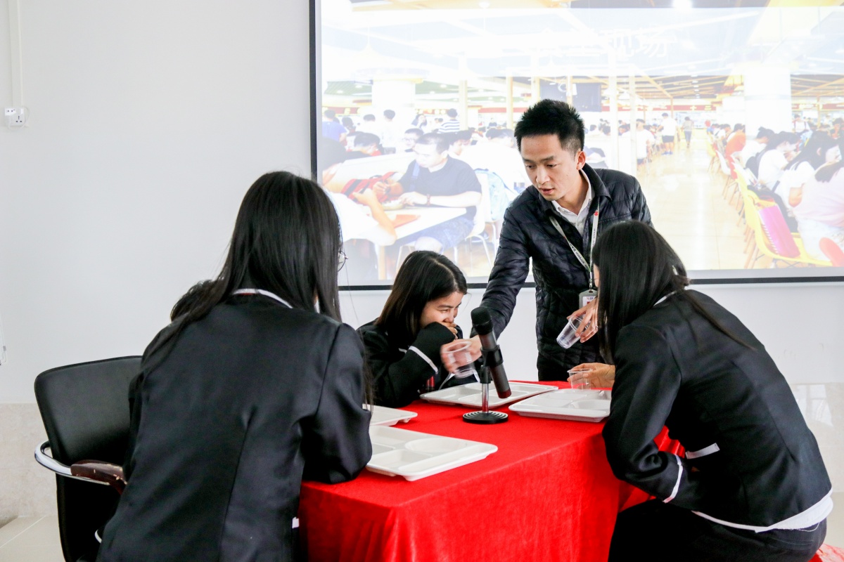 食品安全應(yīng)急演練1.jpg 食品安全應(yīng)急演練1.jpg